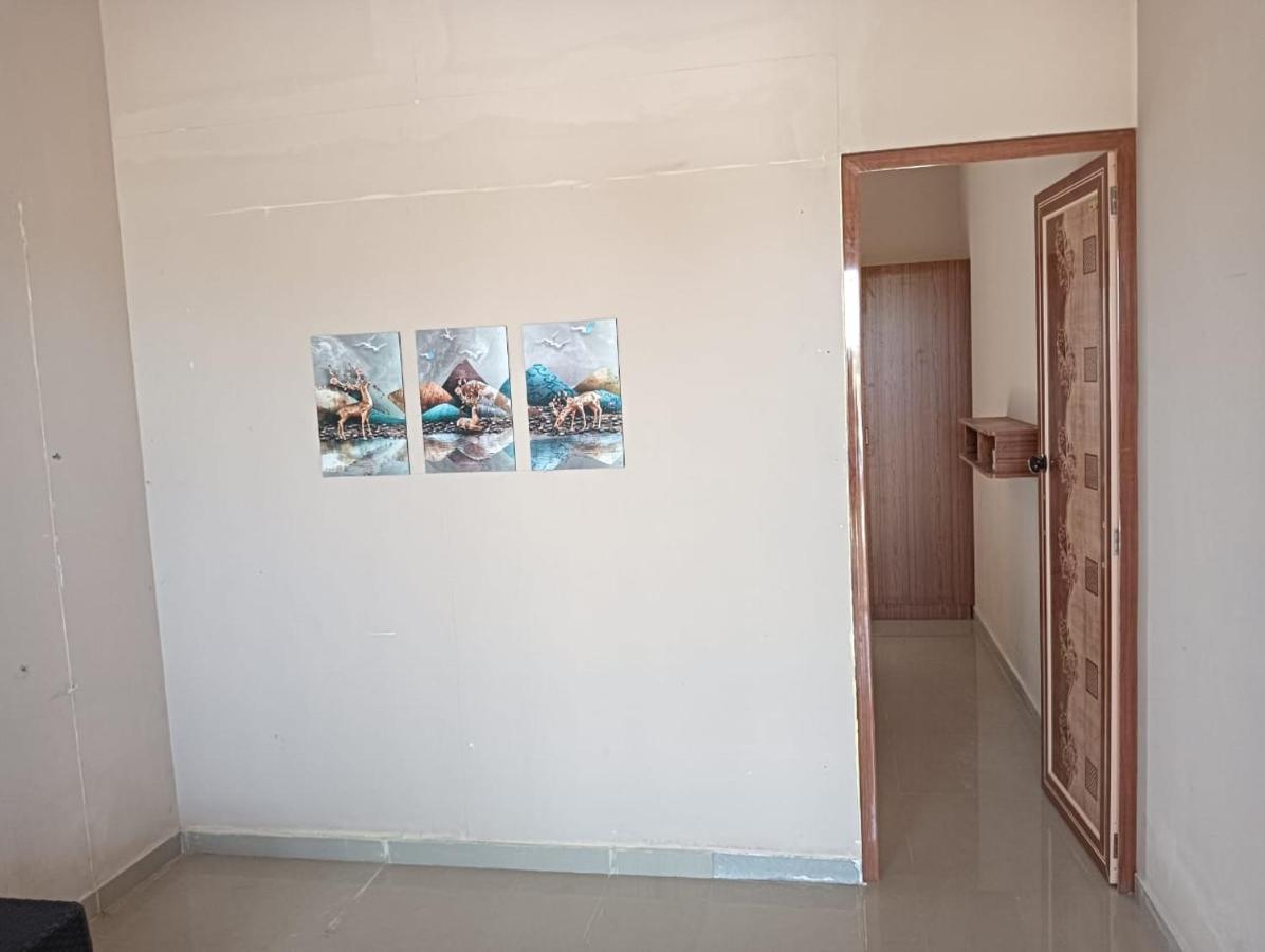Surathi Enclave Standard Rooms Karumattampatti ภายนอก รูปภาพ